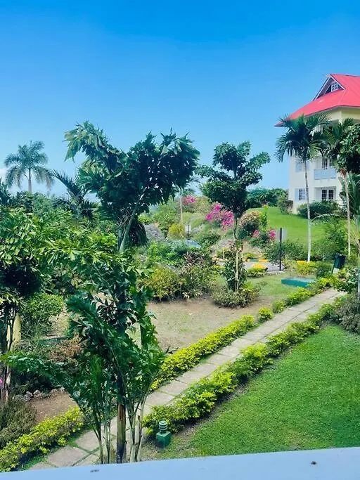דירות Ocho Rios Retreat